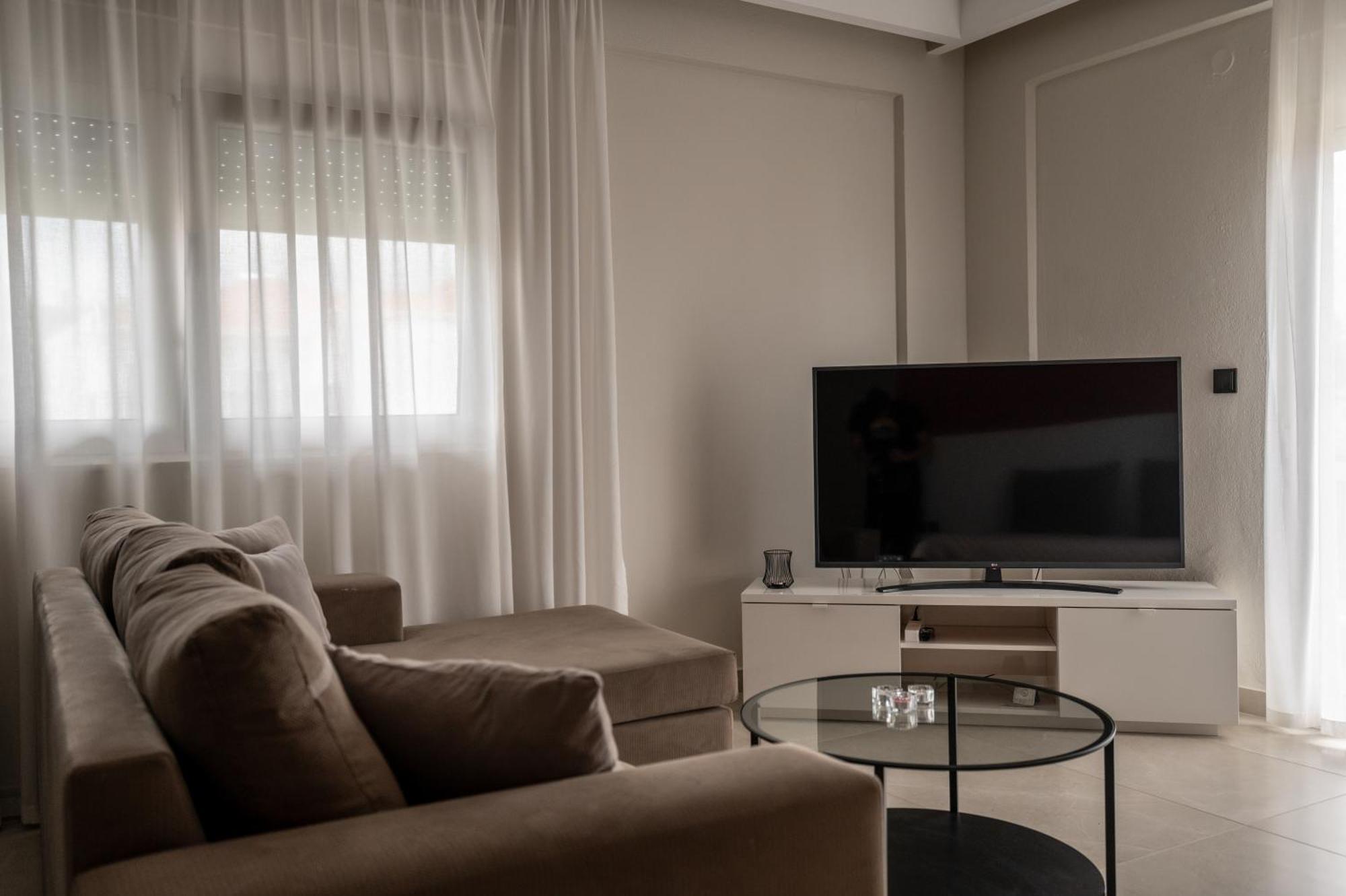 Likehome Apartments Орестиада Экстерьер фото