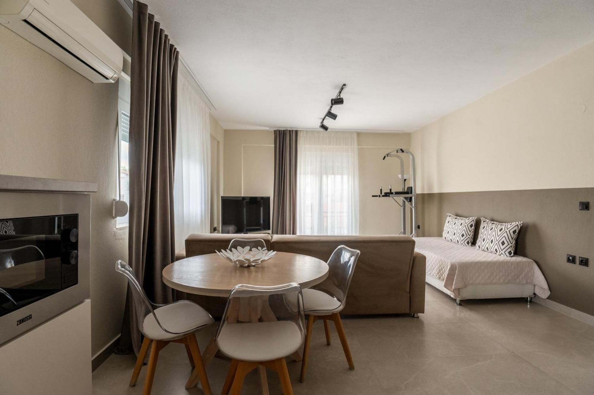 Likehome Apartments Орестиада Экстерьер фото